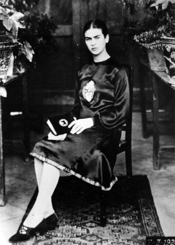 frida kahlo biography francais